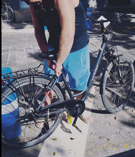 Mountainbike-Verleihstation am Strand von Málaga